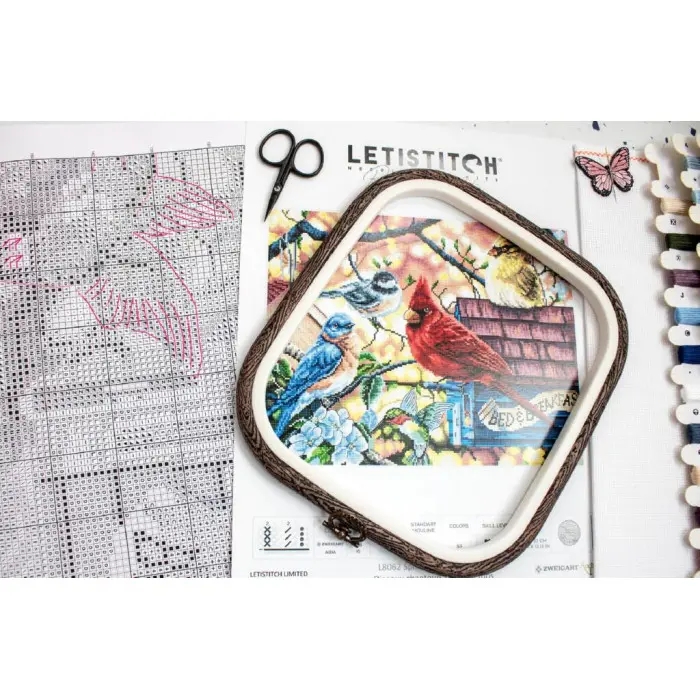 L8062 Весняні співочі птахи. Letistitch. Набір для вишивки хрестиком