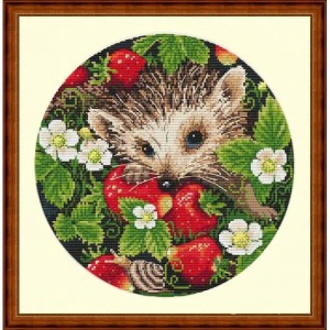 К-36 Їжачок з полуницею. Їжачок. Мережка. Набір для вишивки хрестиком на Aida 16