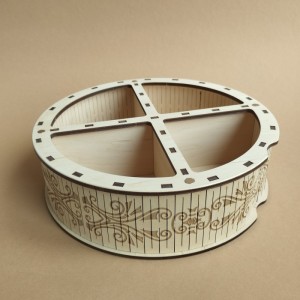 Ящик круглий. На чотири відділення (060445)