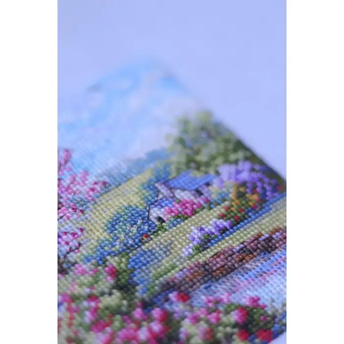 K-268A Весна. Мережка. Набір для вишивки хрестиком на Aida 16