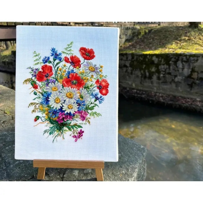 К-222А Луг цвіте. Мережка. Набір для вишивки хрестиком на Aida 16