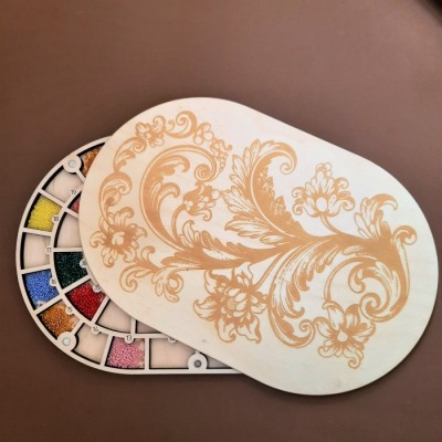 Органайзер для бісеру з дерев'яною кришкою на 53 пронумеровані комірки (060227)