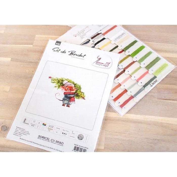 B1169 Мишка з ялинкою. Набір для вишивки хрестиком Luca-S