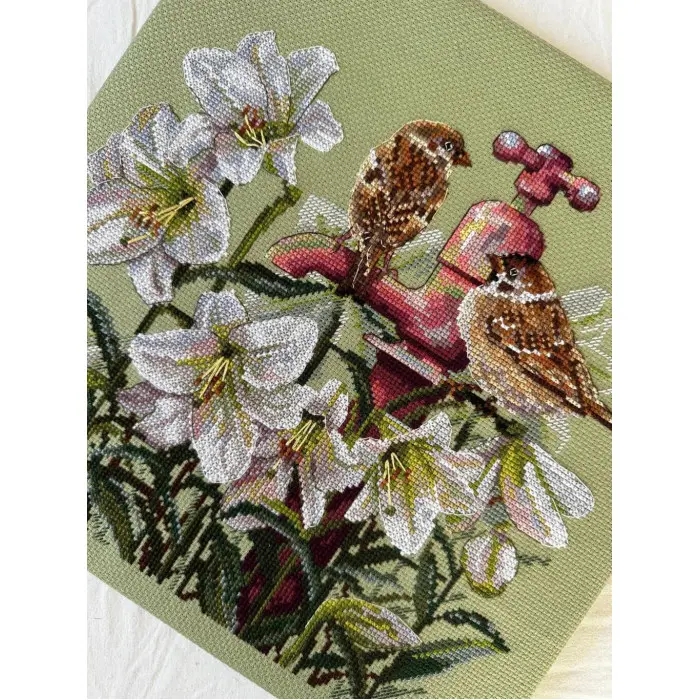 К-229 Серед лілій. Мережка. Набір для вишивки хрестиком на Aida 14