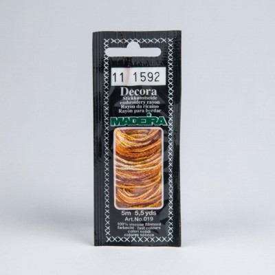 1592 Madeira Decora. Шовкова нитка для вишивання