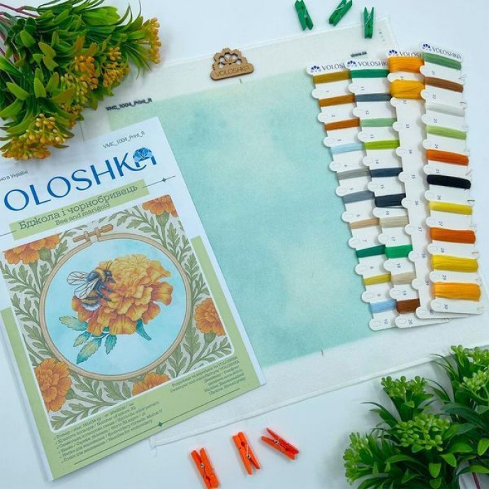 Набір для вишивки хрестиком "Бджола на чрнобривці" для вишивки нитками (VМС 1004 Print R)