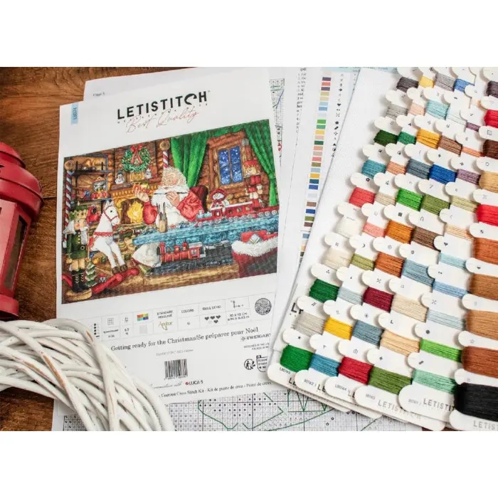 L8074 Готуємося до Різдва. Letistitch. Набір для вишивки хрестиком