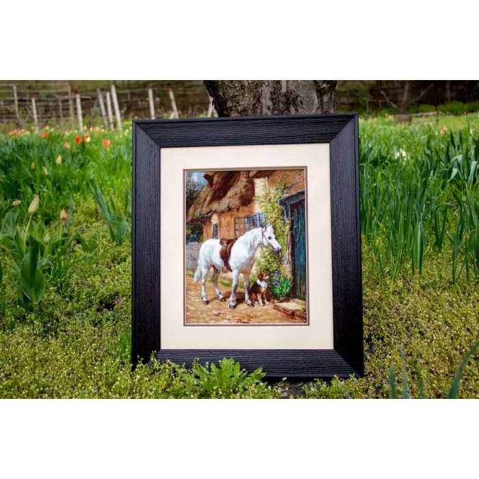 B572 У будиночка. Luca-S. Набір для вишивки нитками