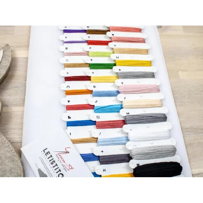 L8032 Великодні прикраси. Letistitch. Набір для вишивання хрестиком