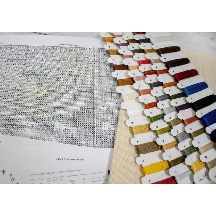 L8049 Різдвяне диво. Letistitch. Набір для вишивки хрестиком