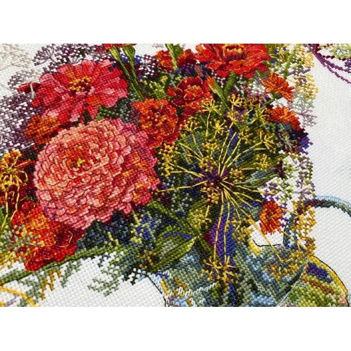 K-210А Цинія і кріп. Мережка. Набір для вишивки хрестиком на Aida 16