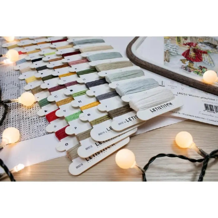 L8057 Зимові ігри. Letistitch. Набір для вишивки хрестиком